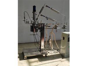 0.5L高溫不銹鋼電加熱聚酯實(shí)驗(yàn)釜已完工發(fā)往沈陽(yáng)