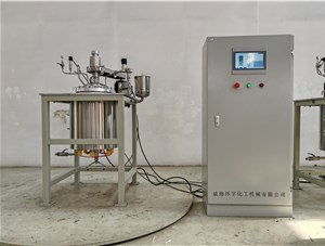 20L不銹鋼油浴電加熱實驗釜已完工發(fā)往上海