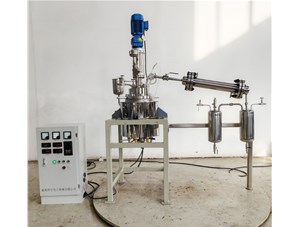 10L高溫不銹鋼減壓蒸餾實(shí)驗(yàn)釜已完工發(fā)往沈陽